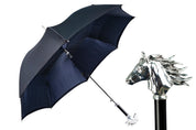 Elegante paraguas de lunares con mango de caballo bañado en plata