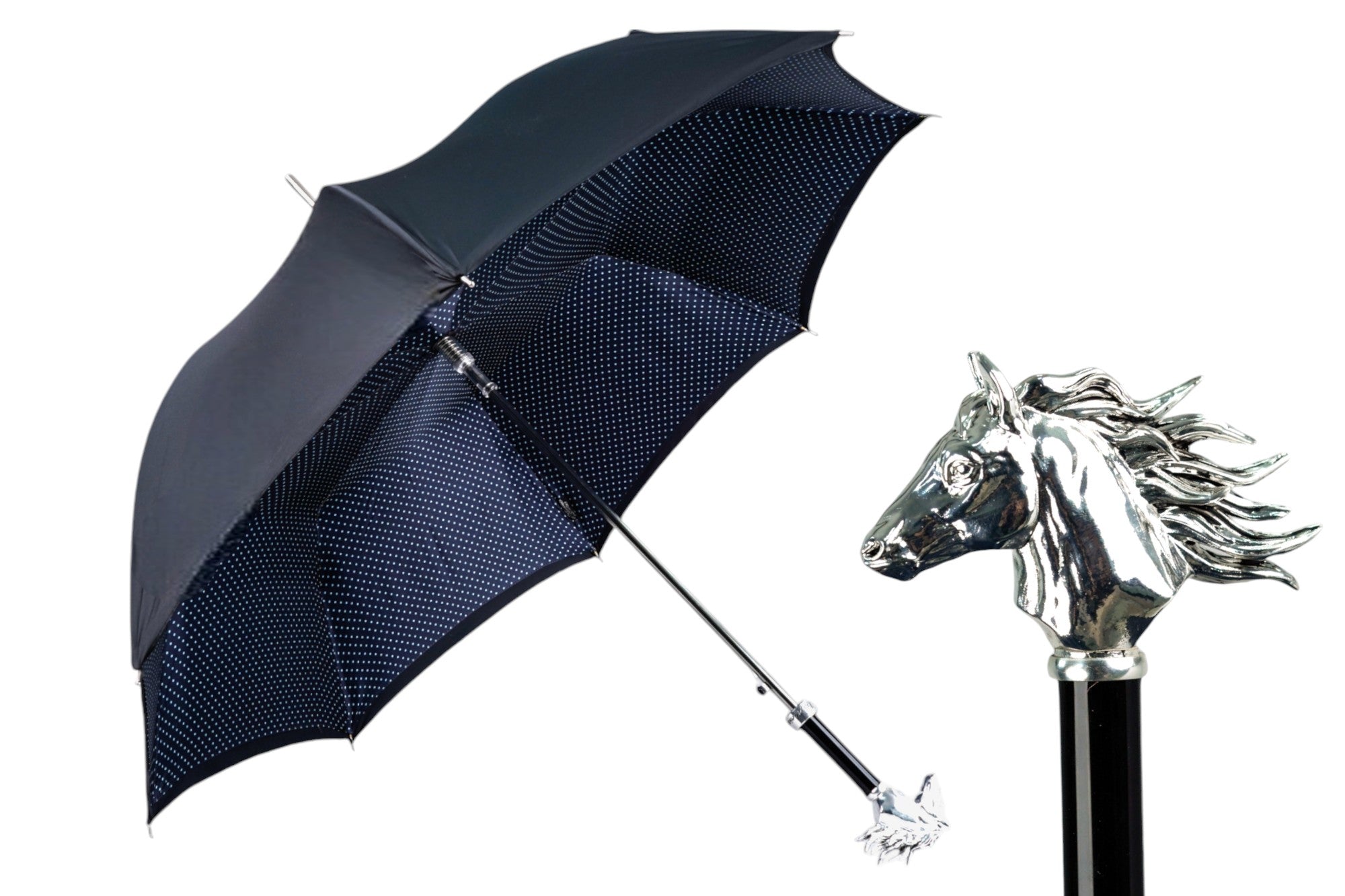 Elegante paraguas de lunares con mango de caballo bañado en plata