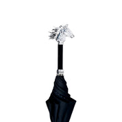 Elegante paraguas de lunares con mango de caballo bañado en plata