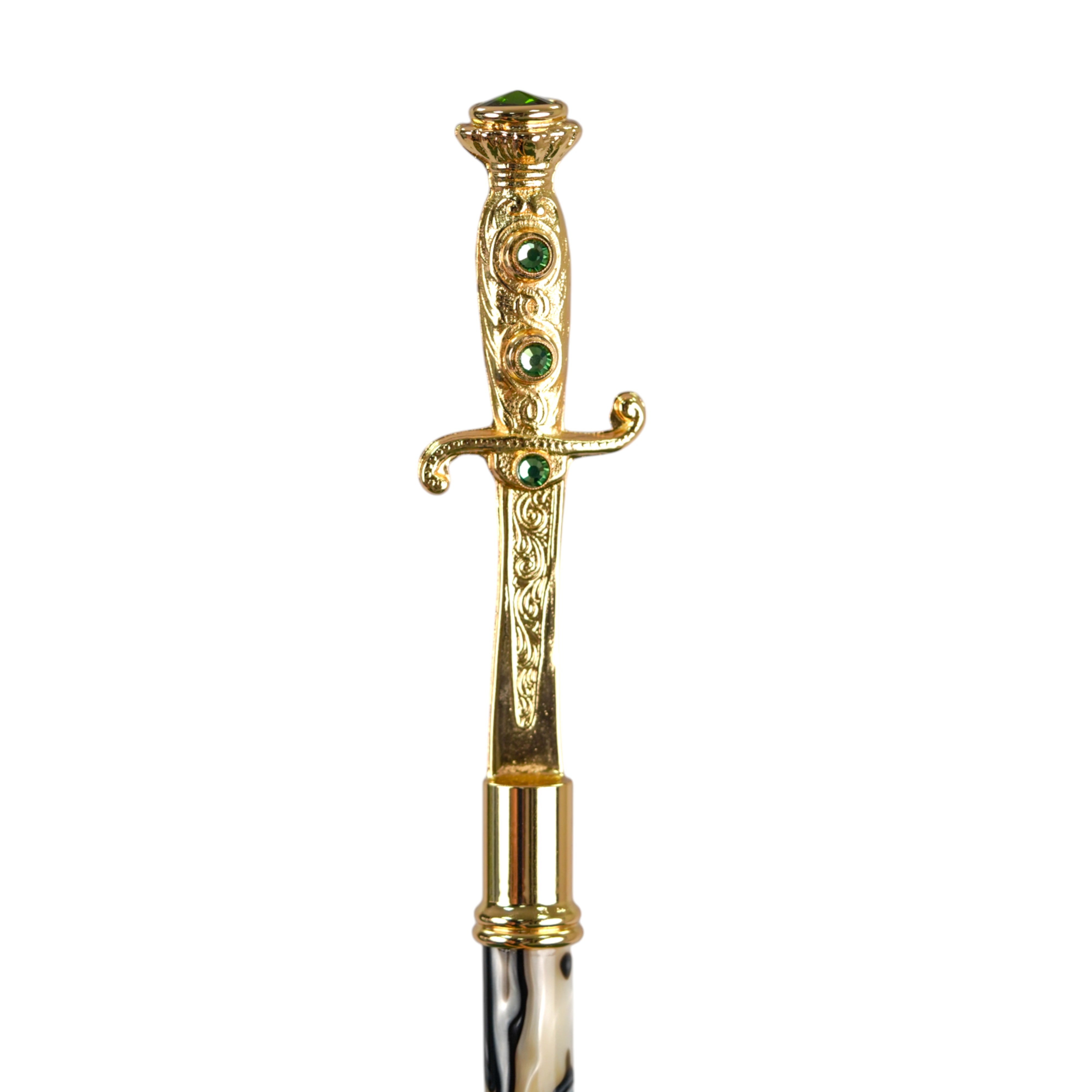 Majestuoso paraguas verde con mango de espada ornamentado y baño de oro de 24 quilates