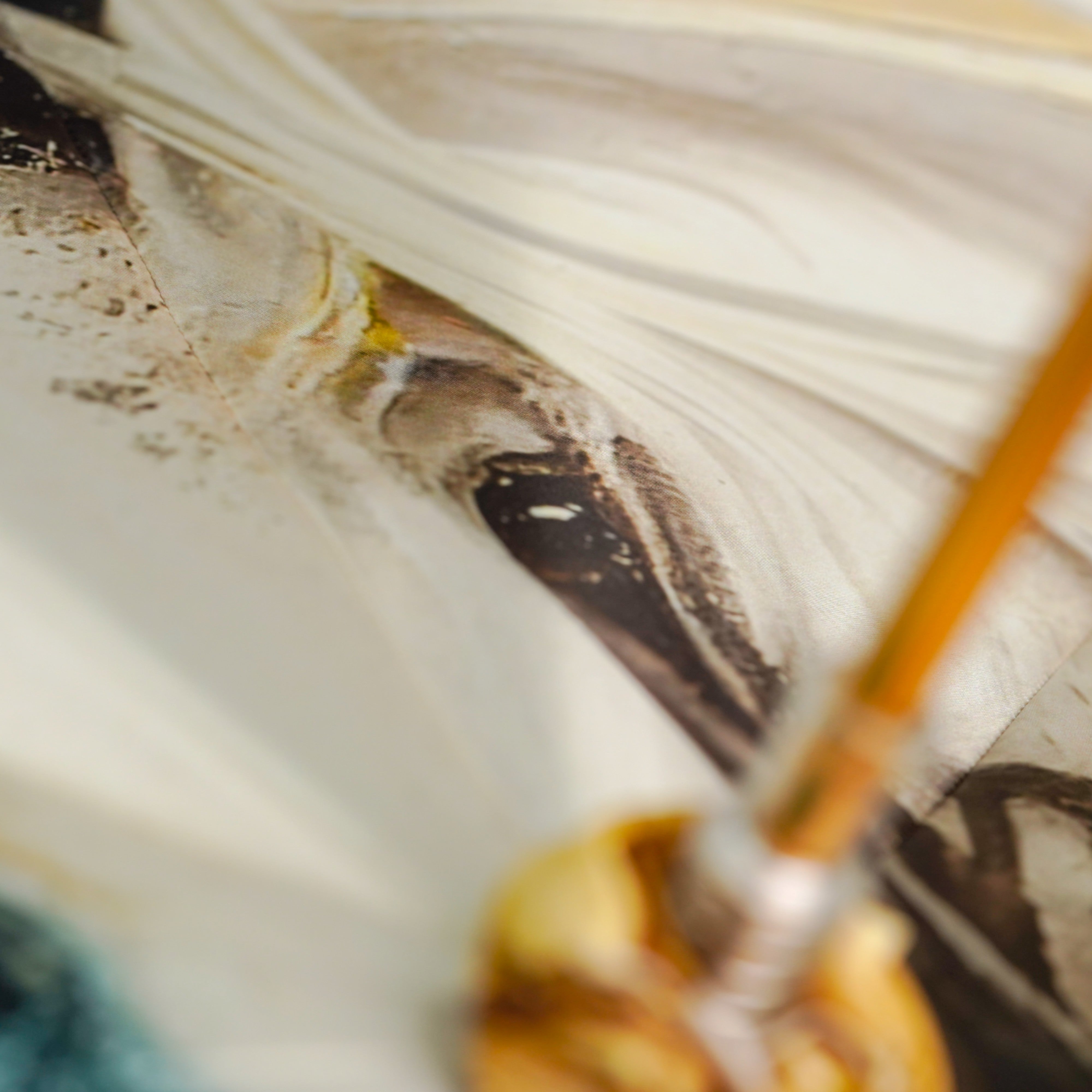 Equestrian Elegance: Light Blue Umbrella with Golden Horse Head Handle