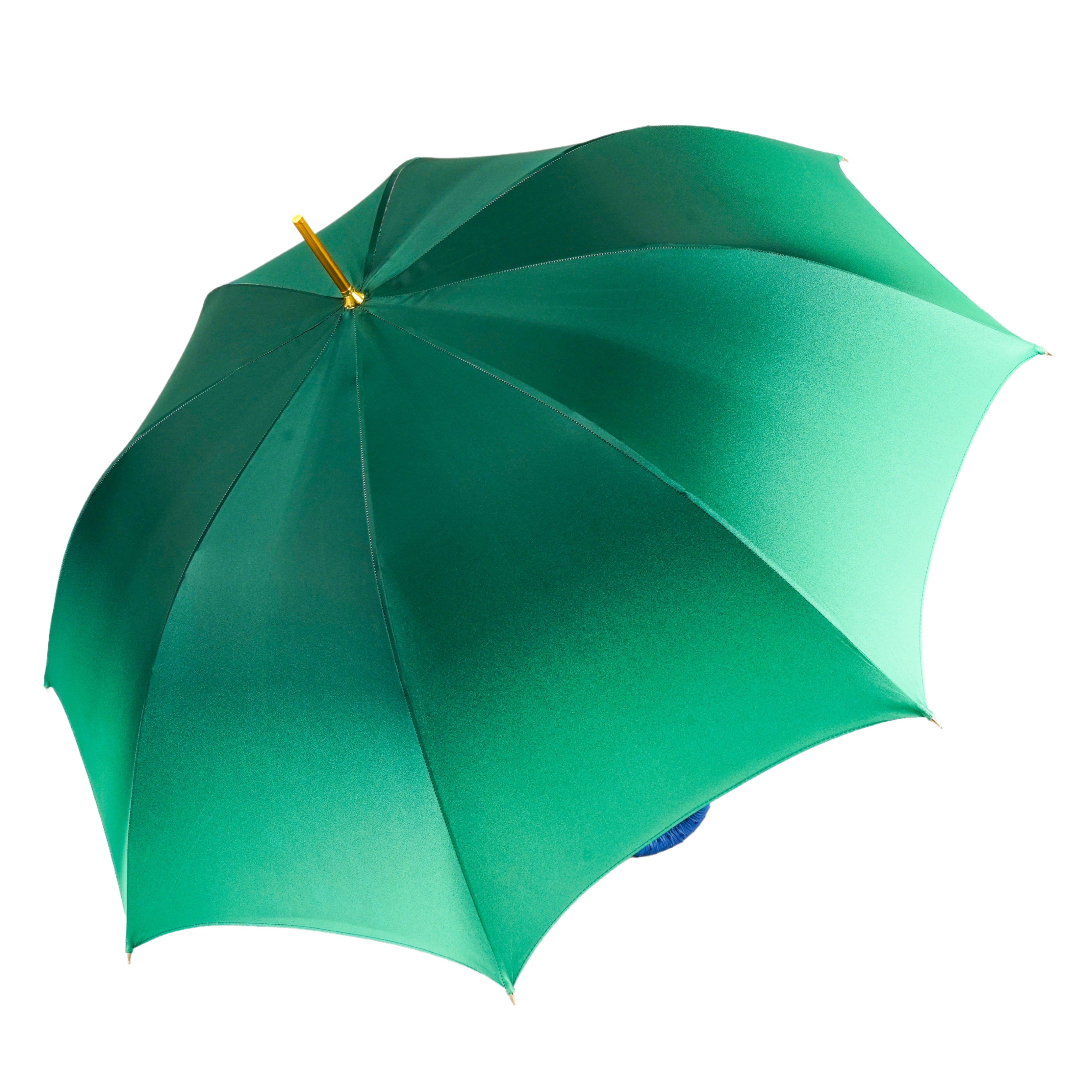 Peacock Elegance – Exotic Feathers, Ostrich Leather Luxury