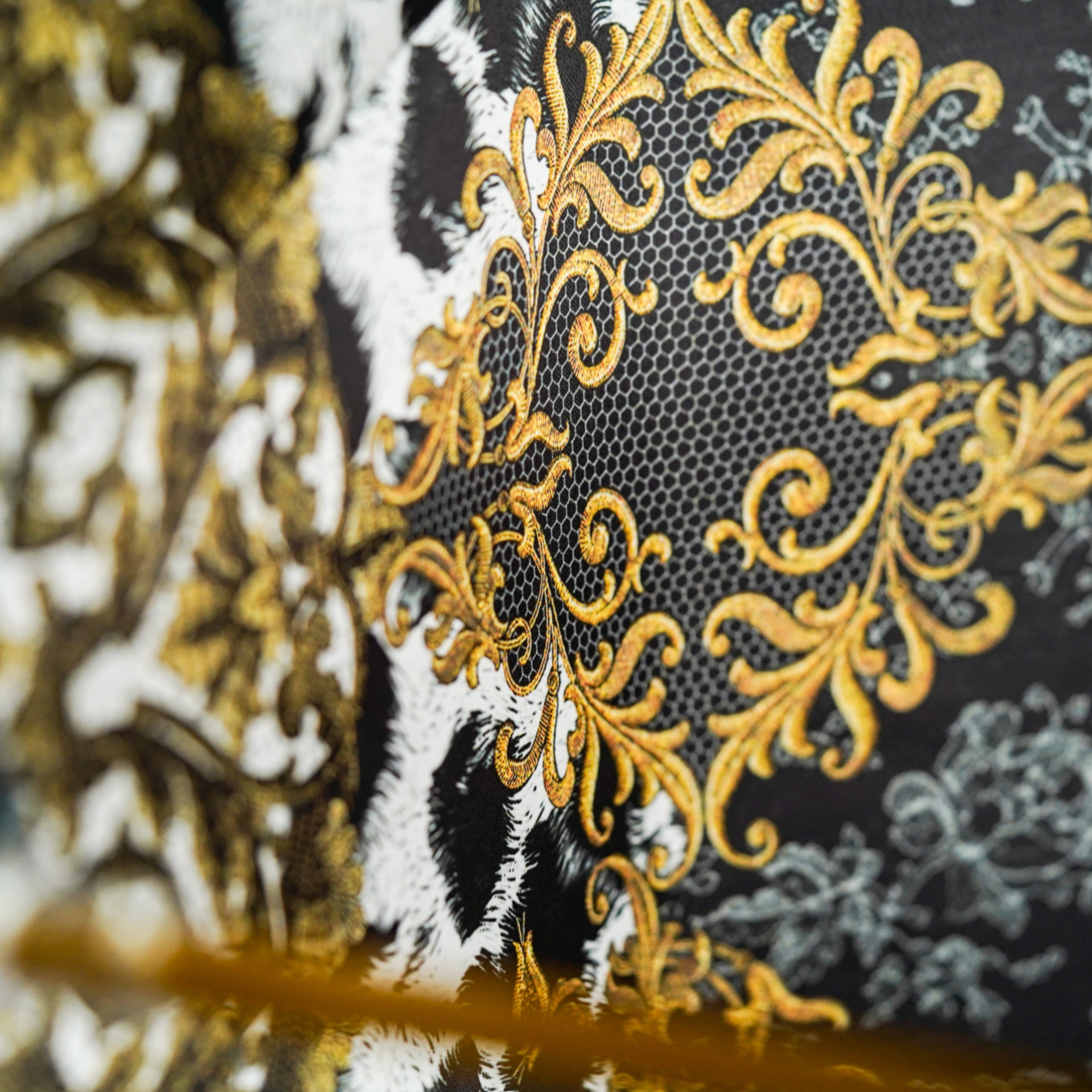 The Baroque Touch – An Umbrella of Timeless Drama