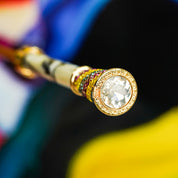 Light, Color, Glamour – A Jewel in the Rain