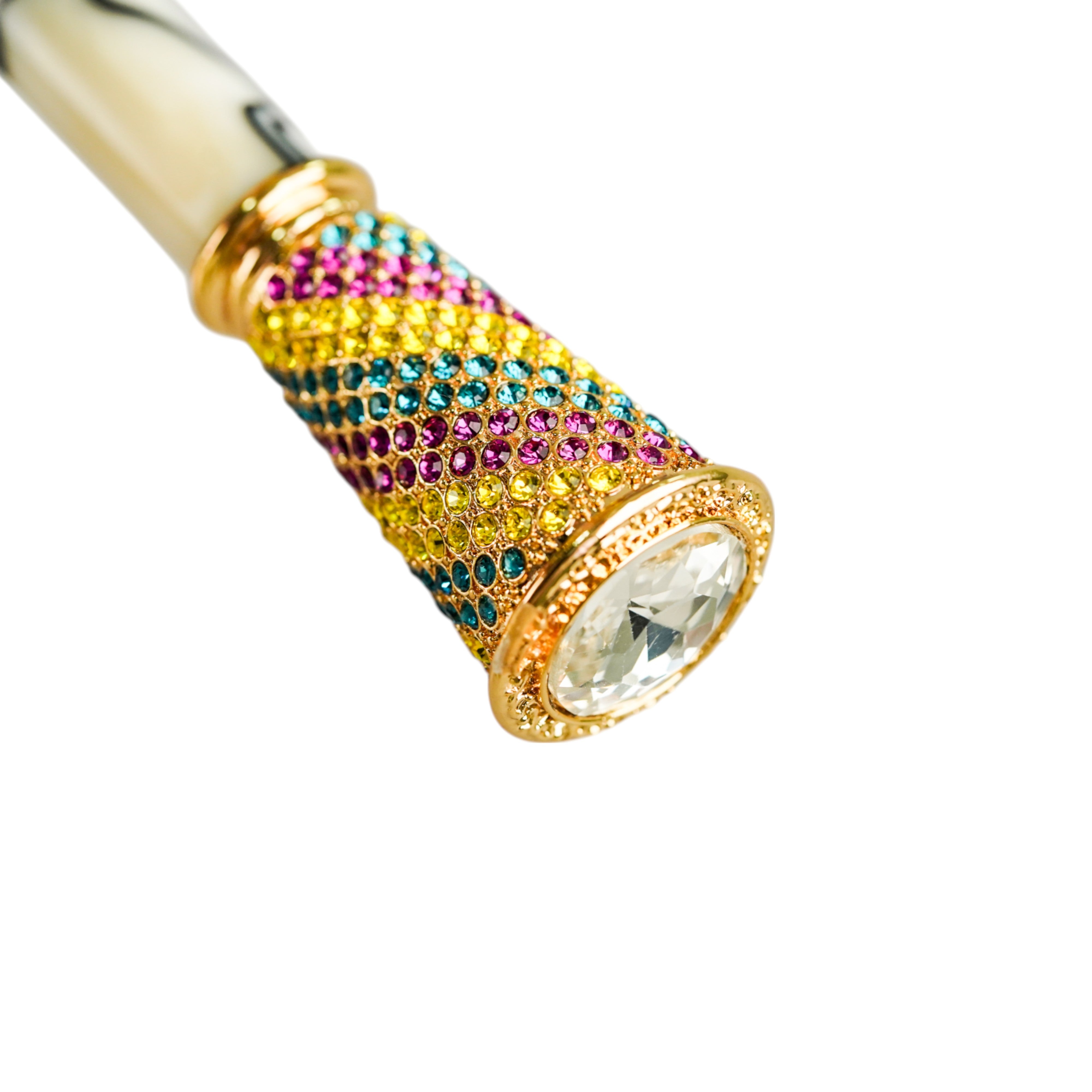 Light, Color, Glamour – A Jewel in the Rain