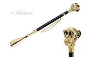 Magia de Mono: Calzador Dorado con Mango Artesanal