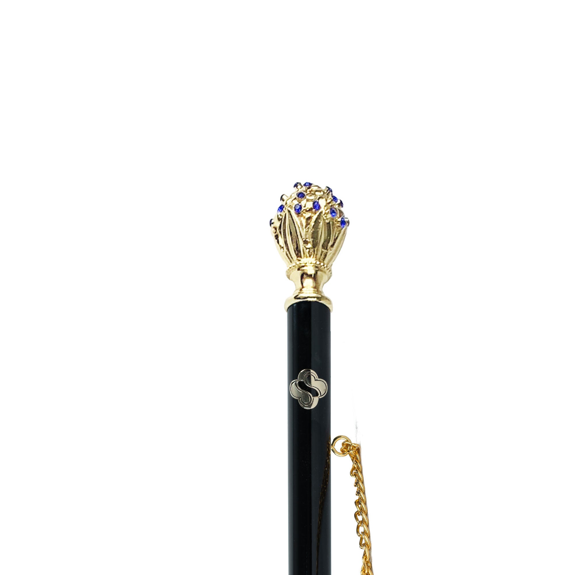 Artisanal Beauty: Luxury Shoehorns with Sapphire Crystals