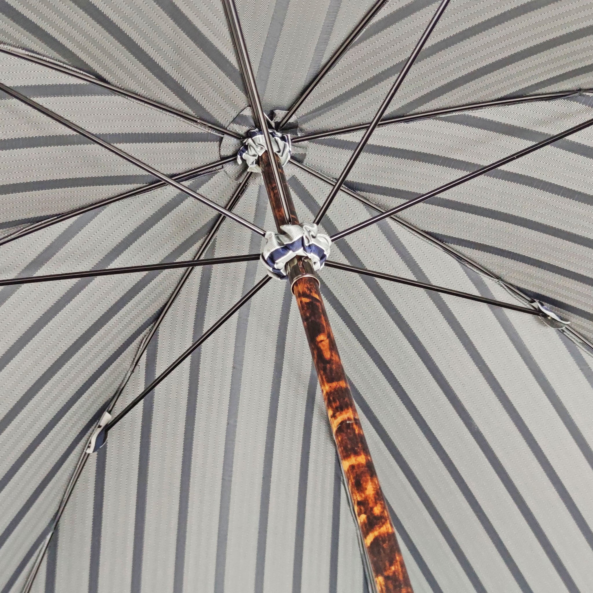 Elegant Striped Umbrella - Flamed Natural beech Wood-Handle