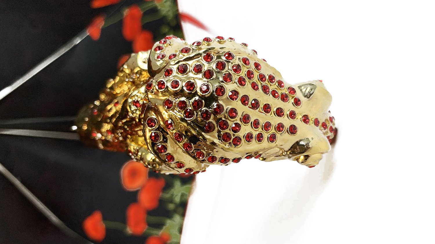Luxury umbrella with red poppies and frog adorned with siam